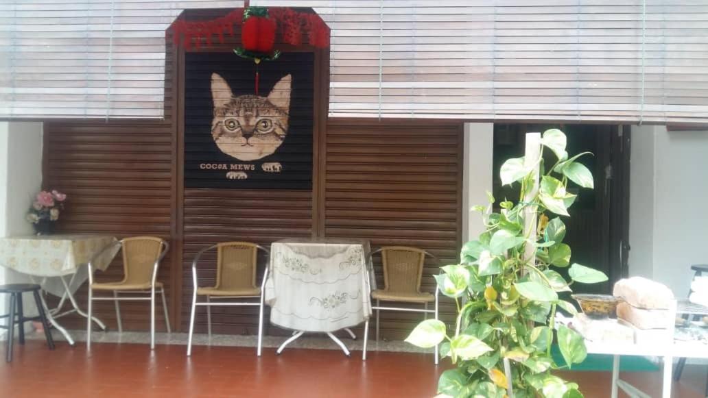 Guest house Cocoa Mews Cafe And George Town