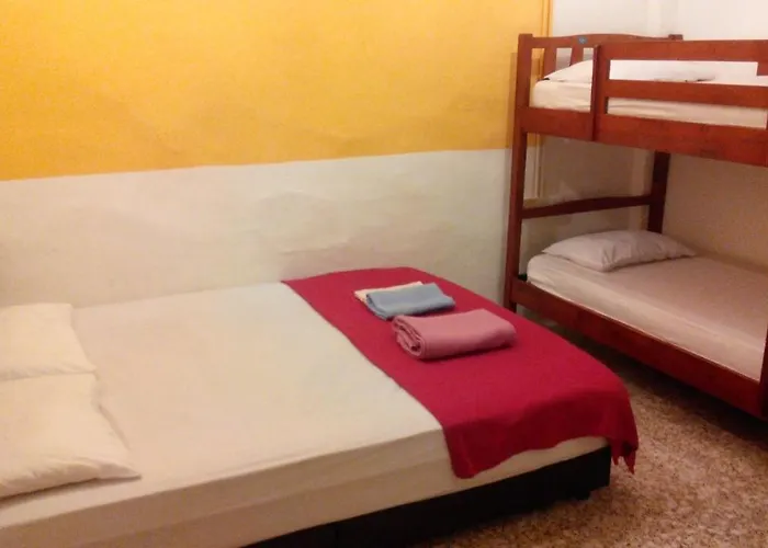 Cocoa Mews Cafe And Homestay