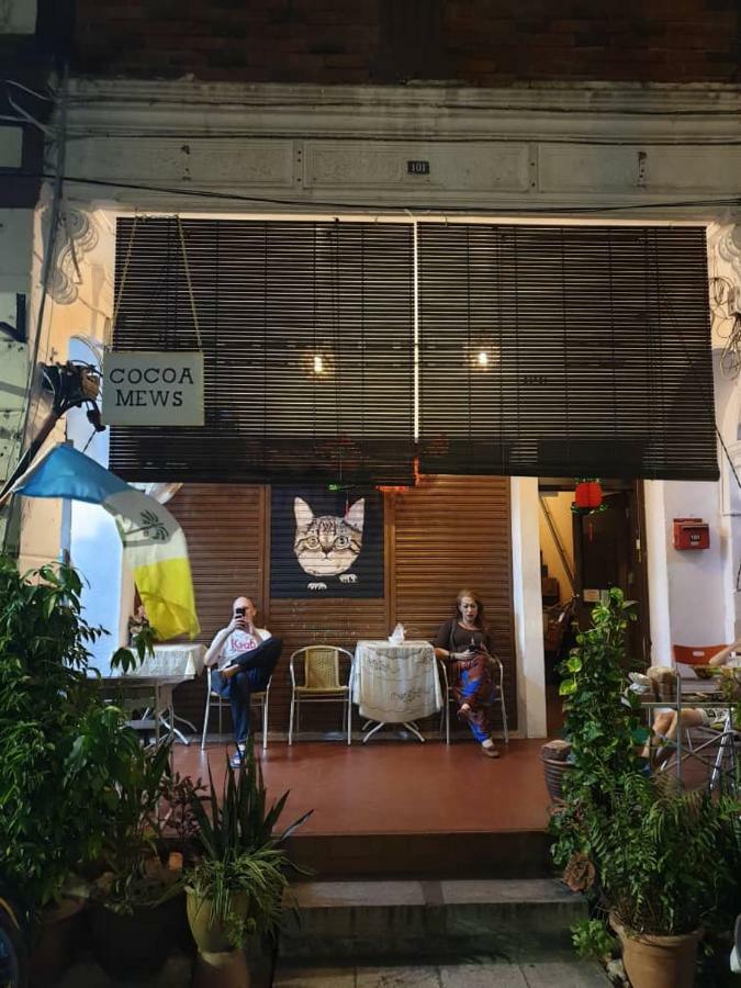 Cocoa Mews Cafe And Guest house George Town